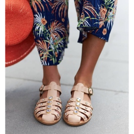 Gaetanon beige-sandaalit koristeltu strassikivillä 2