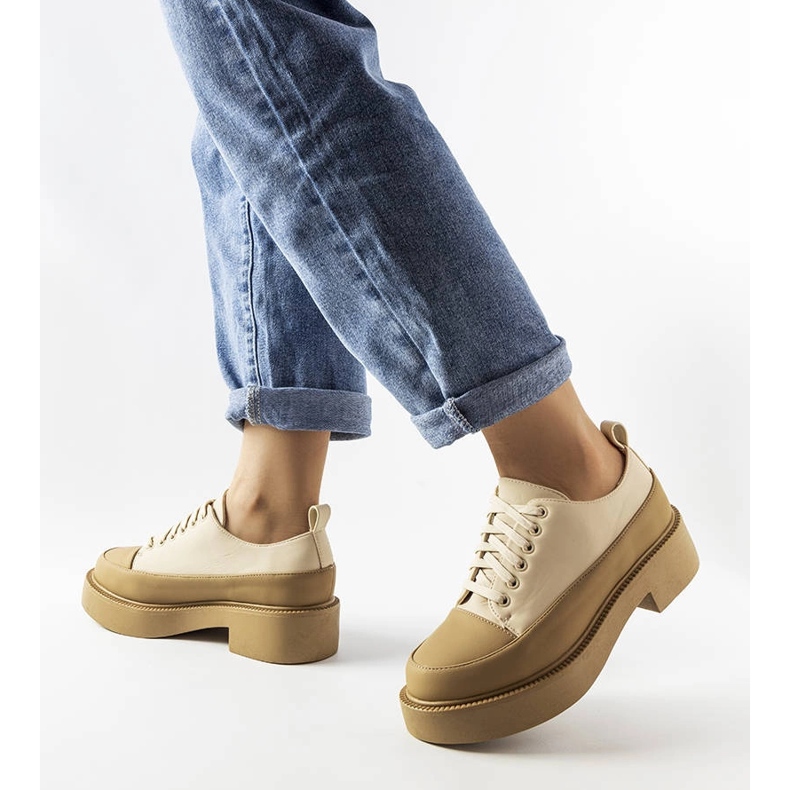 Mericon tummanbeiget litteät kengät 1