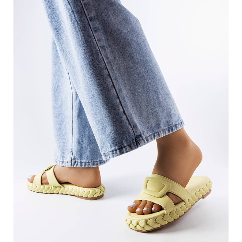 Vihreät tossut Francesco-tasolla 2