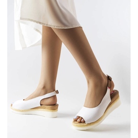 Big Star valkoiset kiila sandaalit JJ276047 valkoinen 1