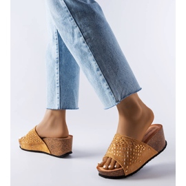 Guymonin tummanbeiget kiila sandaalit 2