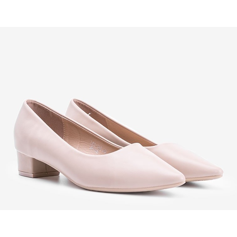 Beige pumput matalalla Zafira -pylväällä 1