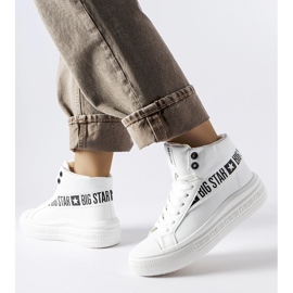 Valkoiset eristetyt tennarit Big Star MM274009 valkoinen 1