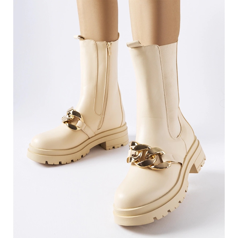 Thierryn beige-nilkkurit ketjulla 1