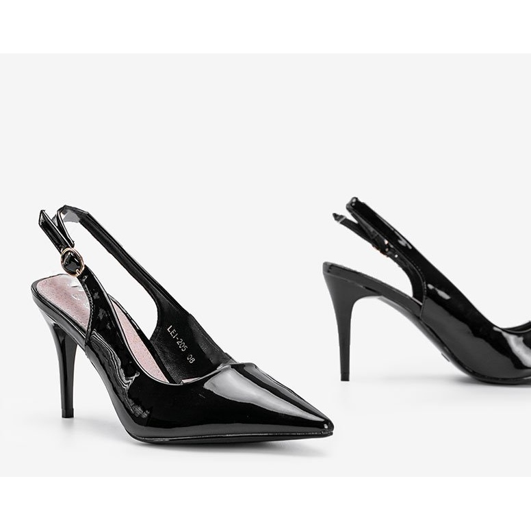 Cindy -vyöllä lakatut mustat pumput 1