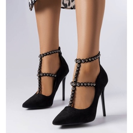 BM Mustat pinssit, joissa on Prunella-raita 1