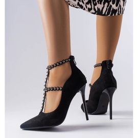 BM Mustat pinssit, joissa on Prunella-raita 2