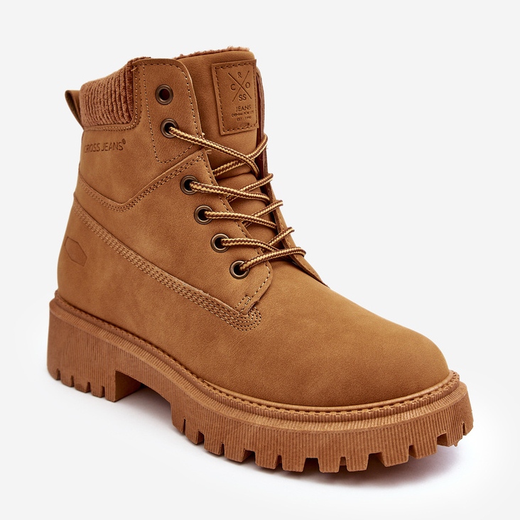 Cross Jeans Naisten eristetyt Camel Cross -farkut MM2R4011C ruskea 1