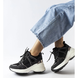 Echeverrin mustat wedge-lenkkarit 1