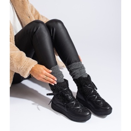 Naisten mustat alustalumisaappaat 2