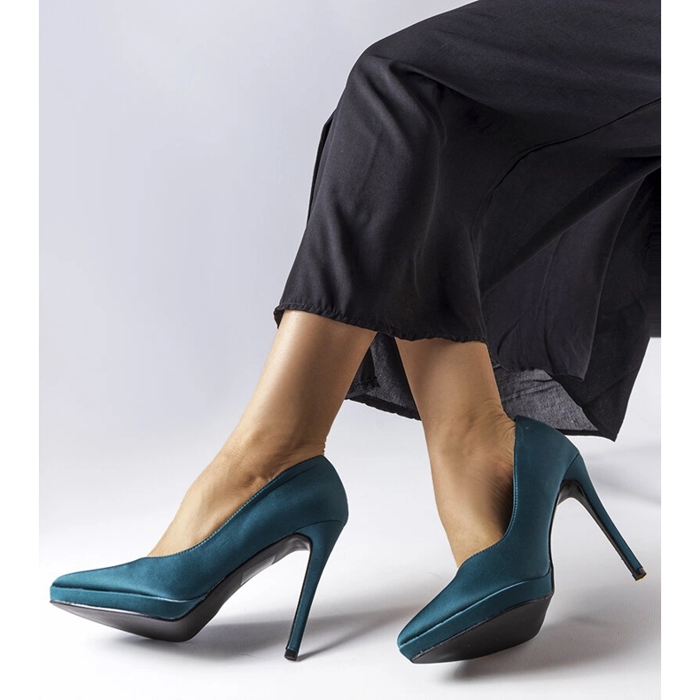 Siljen tummanvihreät satiinipumput 1