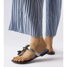 Zarattini hopeanväriset tyylikkäät varvastossut 1