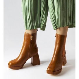 Watsonin ruskeat paksut korkokengät 1