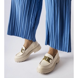 Inna Schlanders-soljella koristeltu beige-loafer 1