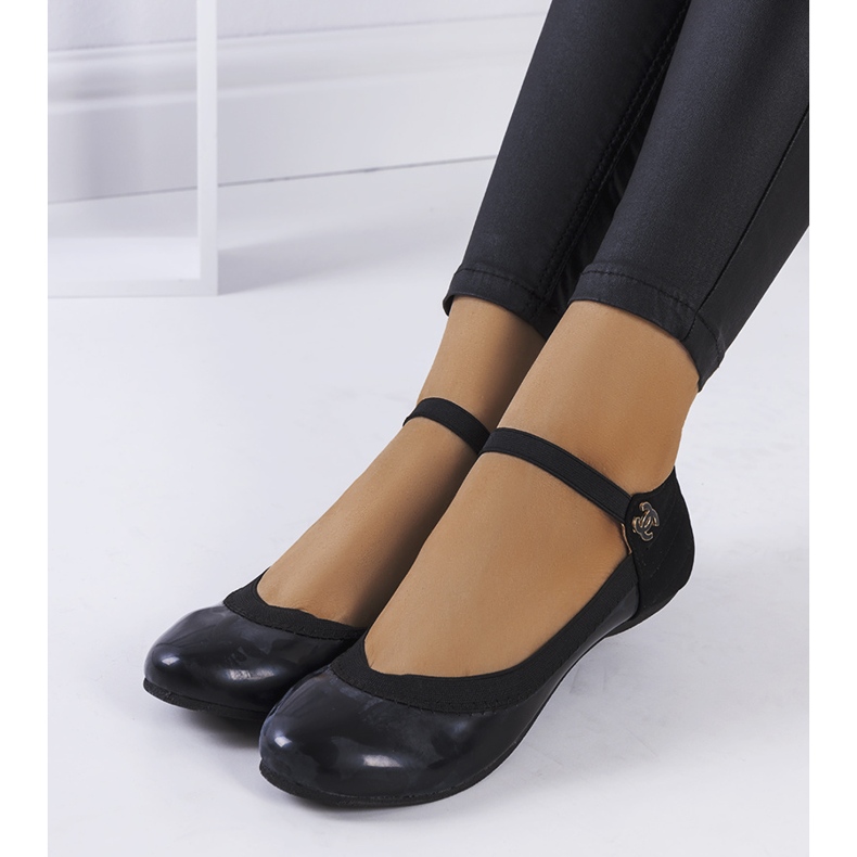 Hari mustat ballerinat kuminauhalla 1