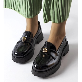 Stellan mustat lakatut kengät 1