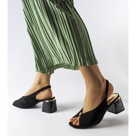 Mustat Baccarato matalakorkoiset sandaalit 1