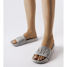 Moiariello harmaa kumiliukumäki 1