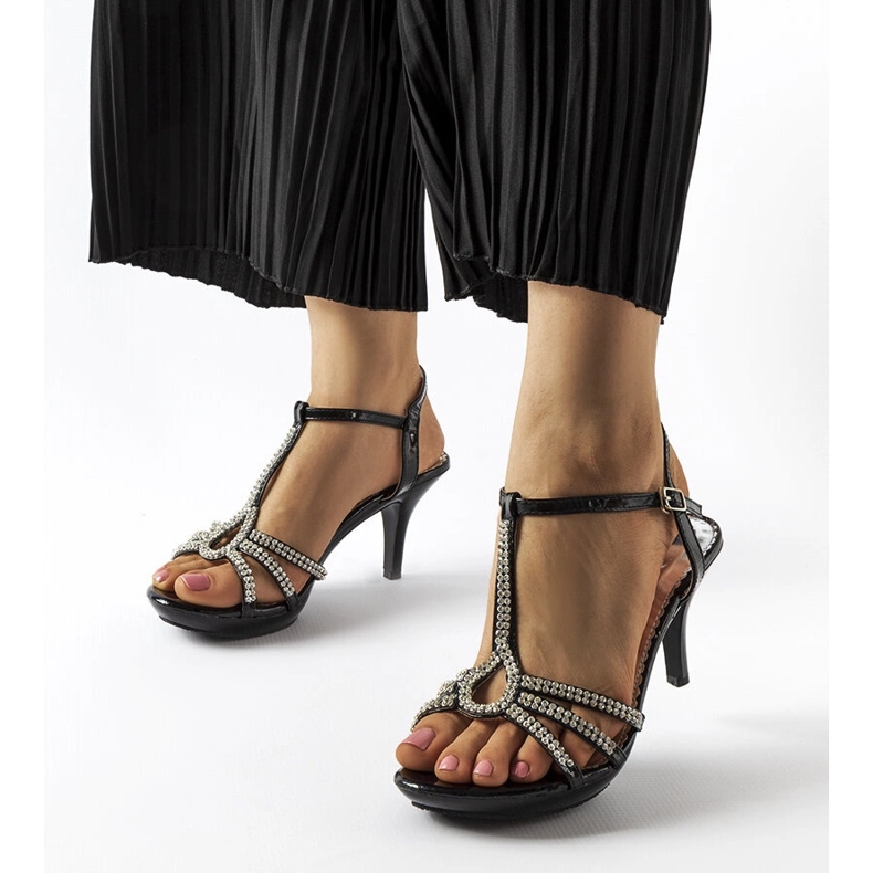 Levanen mustat korkokengät sandaalit kuutioiduilla zirkonioilla 2