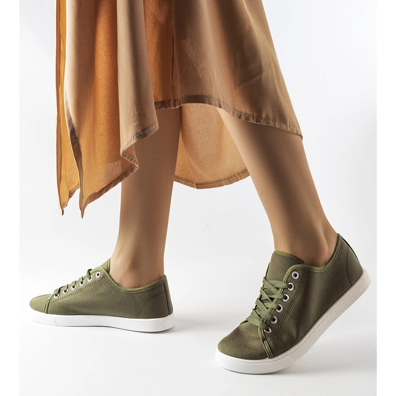 Razanin vihreät tekstiililenkkarit 1