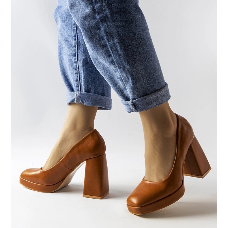 Maillyn ruskeat korkokengät 1