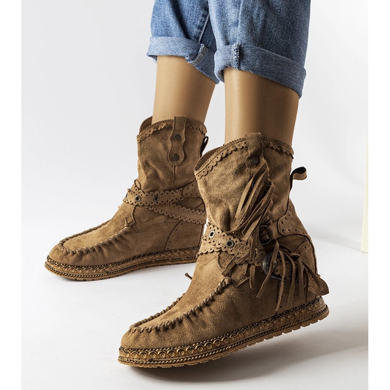 Inna Teodatan tummanruskeat kiila saappaat 1