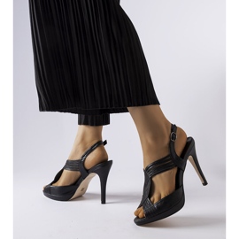 Tougas mustat korkokengät sandaalit 1