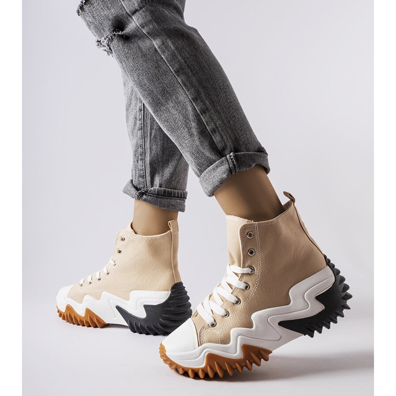 Toron beigen paksut lenkkarit 1