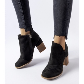 Artemisia mustat korkeakorkoiset nilkkurit 1