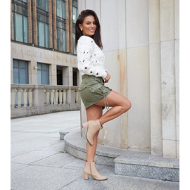 Beiget nilkkurit, joissa Barreto strassit 1