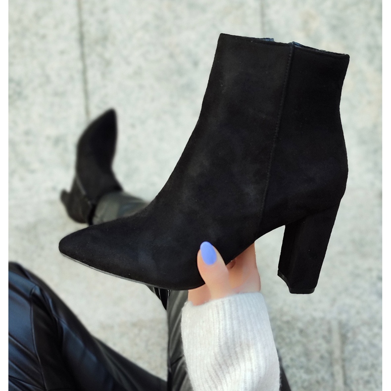 Klassiset mokkanahkaiset naisten saappaat tolppassa beige 2