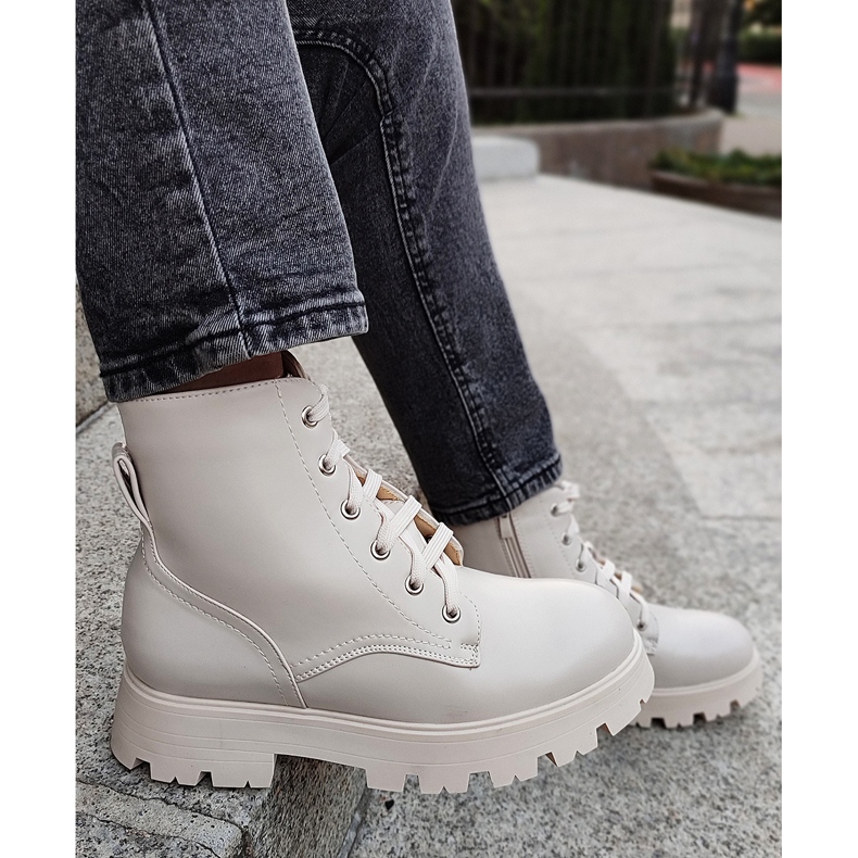 Nauhalliset naisten beige-saappaat 1