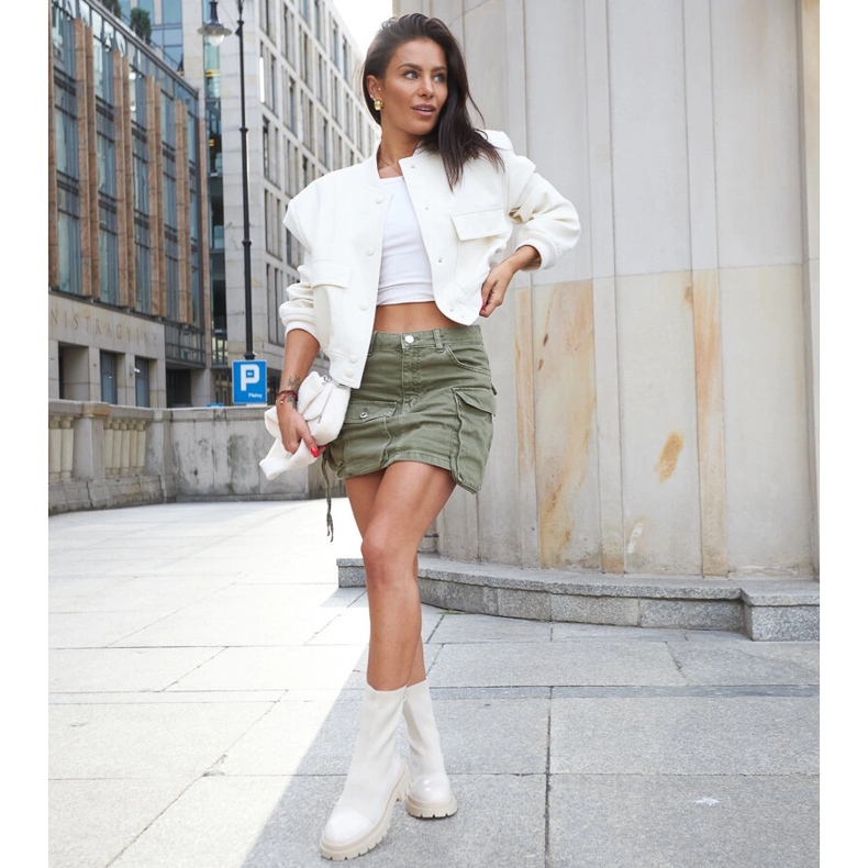 Albertinan beigenväriset patentoidut nilkkurit 1