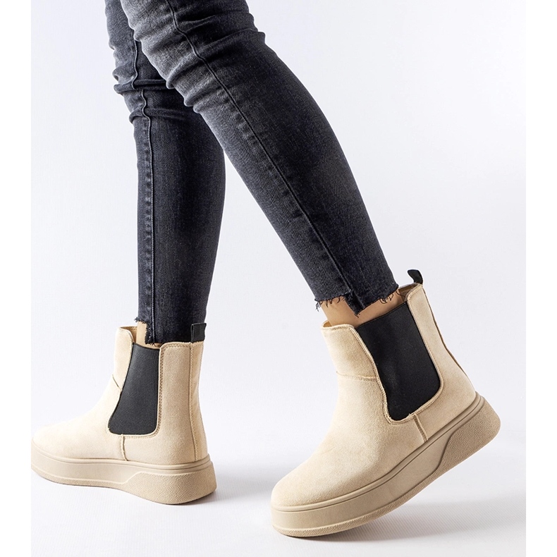 Beiget nilkkurit Benilde-tasolla 1