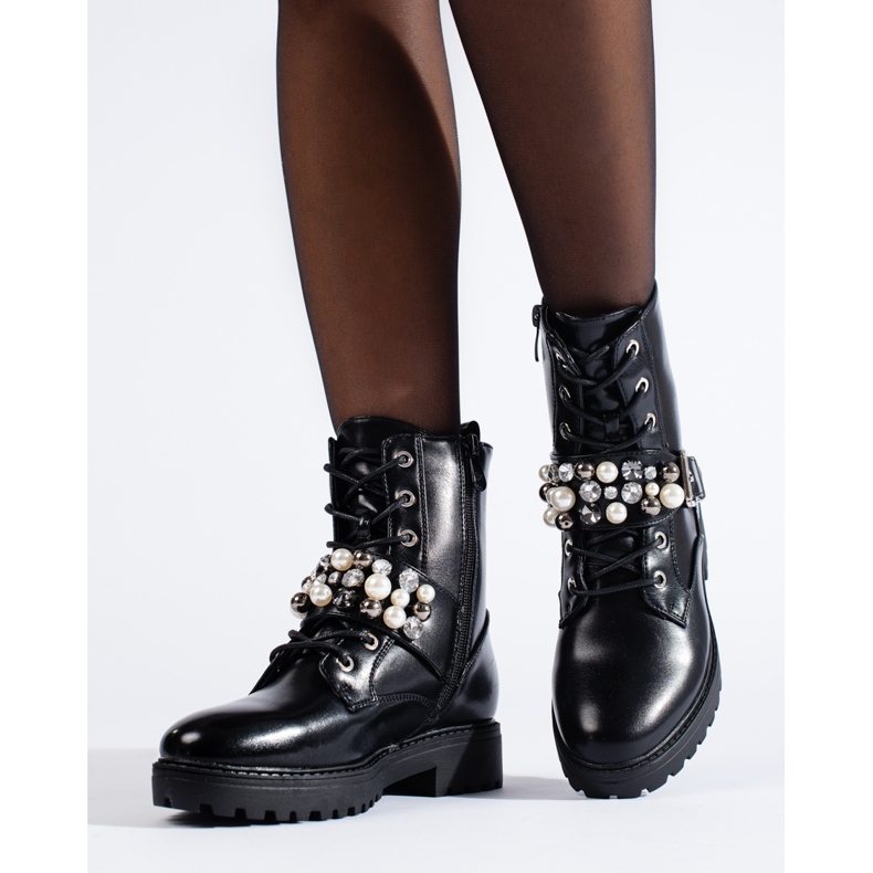 Mustat naisten laukut Shelovet-helmillä 2