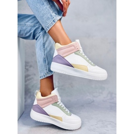 Ginger Pink lenkkarit valkoinen 2