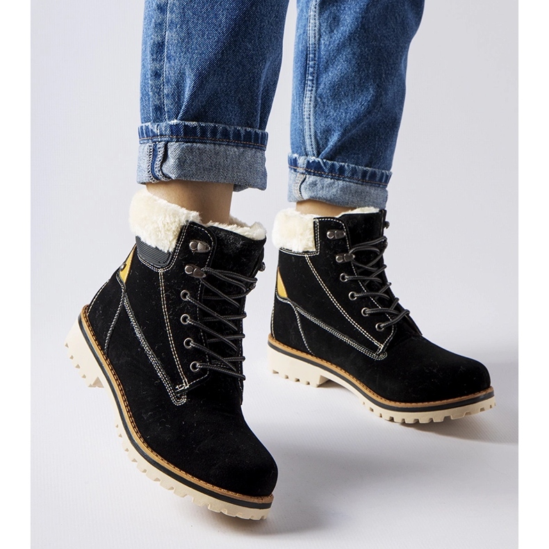 Inna Mustat eristetyt Montalbino-saappaat 1