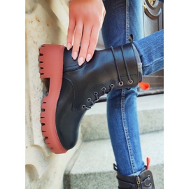 Naisten mustat työntekijät värikkäällä lisäyksellä 1