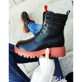 Naisten mustat työntekijät värikkäällä lisäyksellä 2