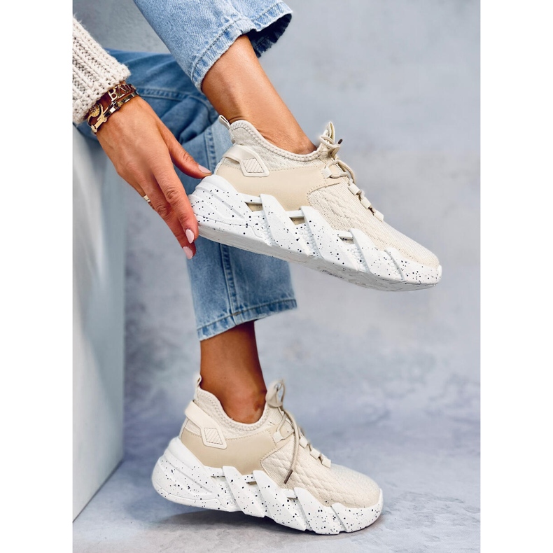 Indu Beige urheilukengät 2