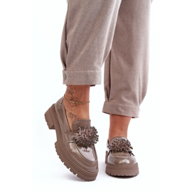 WD1 Naisten koristeelliset patenttikengät, beige Annella 2