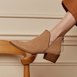 Marco Shoes Luonnonnahkaiset saappaat, joissa V-leikkaus beige 1