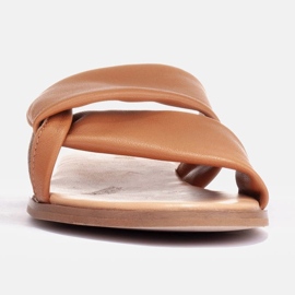 Marco Shoes Nahkaiset varvastossut tasaisessa pohjassa ruskea 1