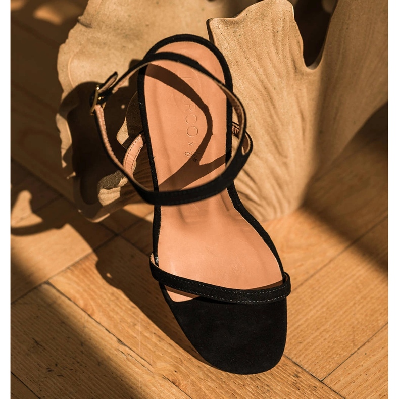 Marco Shoes Korkeakorkoiset sandaalit musta 2