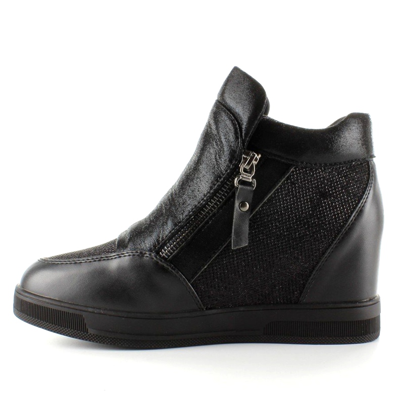 Tennarit piilossa 2017-1 Musta 1