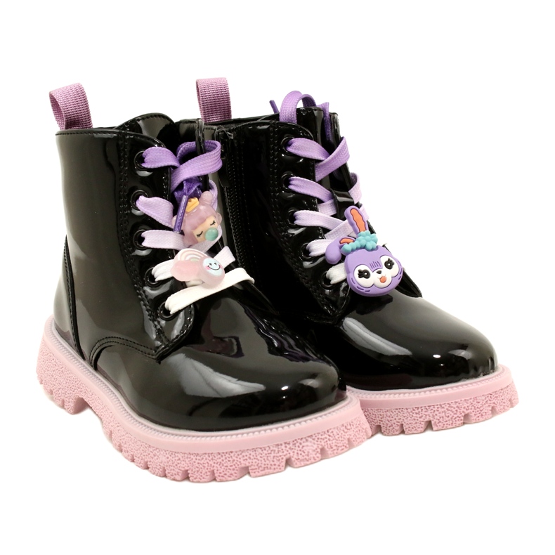 Lakatut saappaat koristeellisilla kiinnikkeillä Miss 23DZ23-6582 musta 6