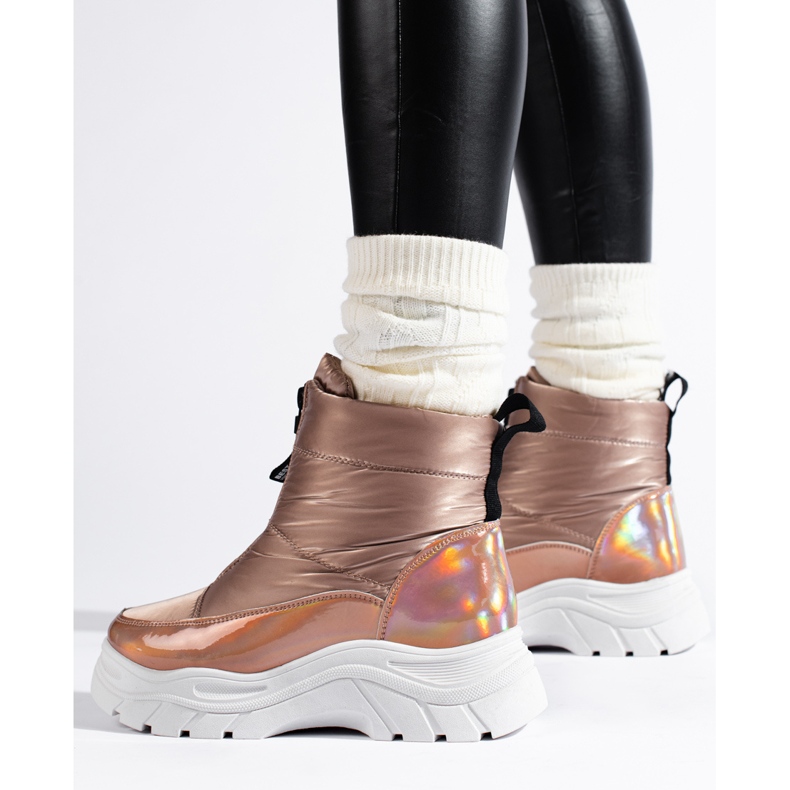 Lumisaappaat VINCEZA -alustalla kultainen 1