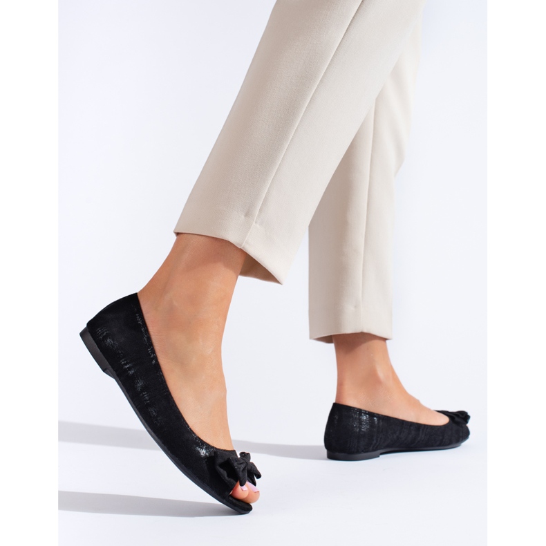 Goodin Avovarvasballerinat rusetilla musta 1