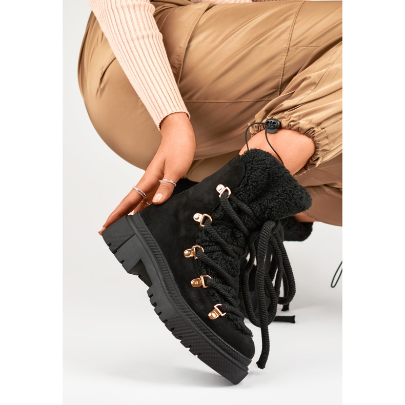 Naisten mustat lumisaappaat 1