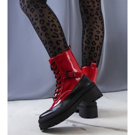 PA1 Punaiset Norra-ansastajat musta punainen 1